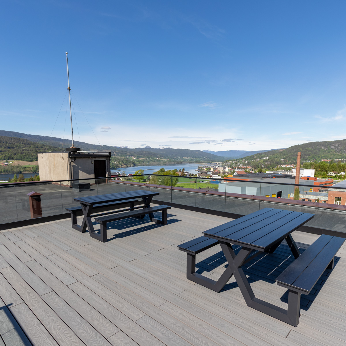 Terrassegulv Xgen Vikøya Grå Kompositt Terrassegulv | alt på lager - rask levering 15